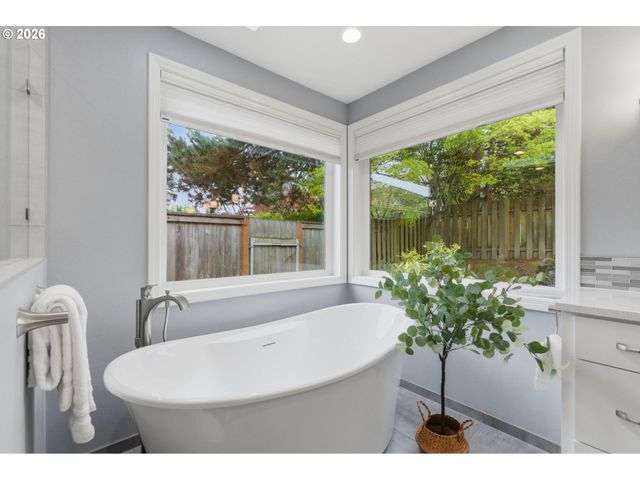 13623 Sw TARLETON Ct, Tigard, OR 97224