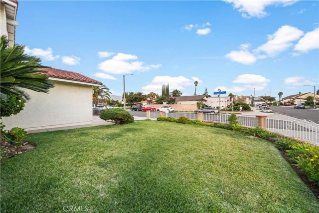 691 S Sally Lee Ave, Azusa, CA 91702