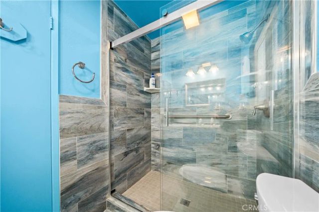 691 S Sally Lee Ave, Azusa, CA 91702