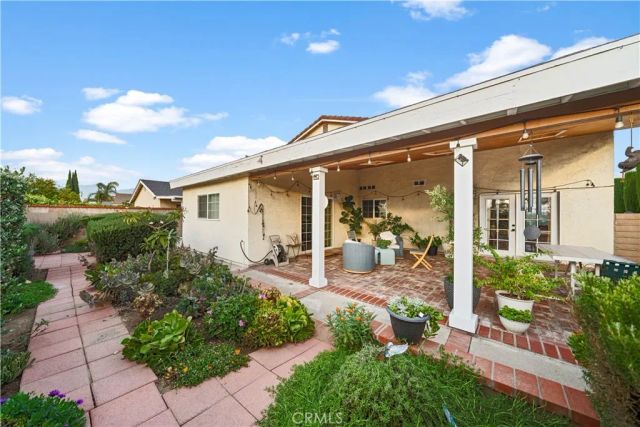 691 S Sally Lee Ave, Azusa, CA 91702