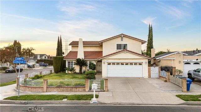 691 S Sally Lee Ave, Azusa, CA 91702