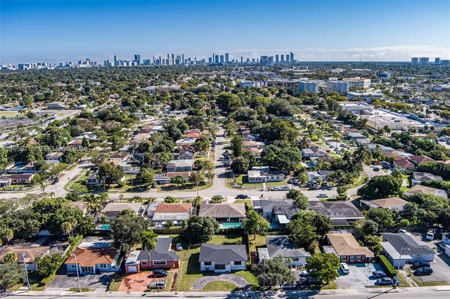 16901 NE 6th Ave, North Miami Beach, FL 33162