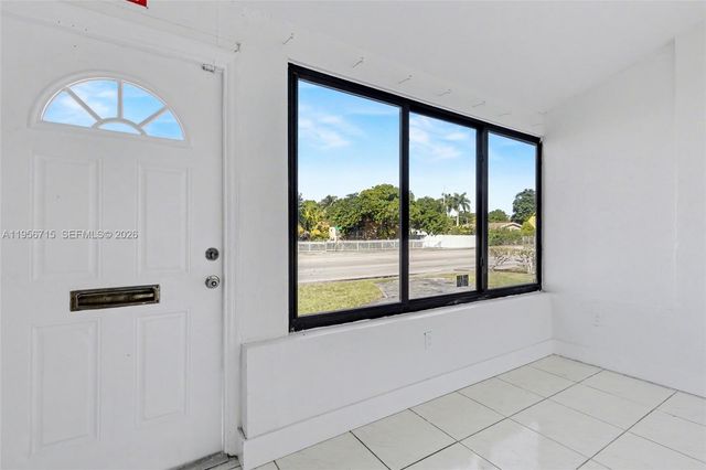 16901 NE 6th Ave, North Miami Beach, FL 33162