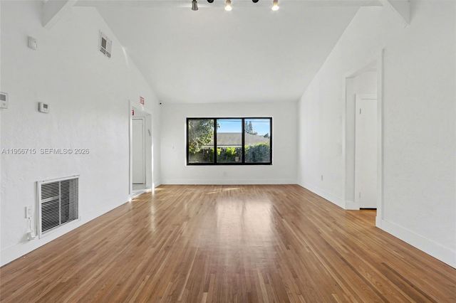 16901 NE 6th Ave, North Miami Beach, FL 33162