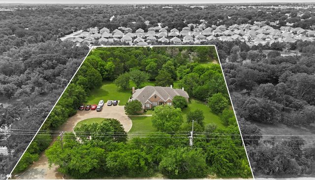 102 Dobbs Road, Lake Dallas, TX 76208