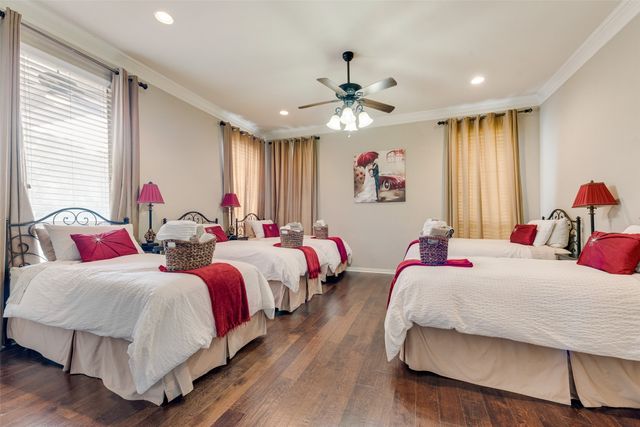 102 Dobbs Road, Lake Dallas, TX 76208