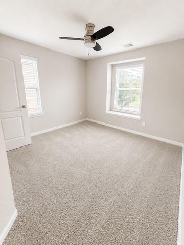 1972 Elkington Circle, Conroe, TX 77304