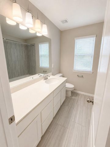 1972 Elkington Circle, Conroe, TX 77304