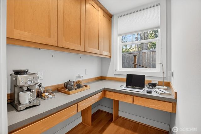 6082 167th Avenue SE, Bellevue, WA 98006
