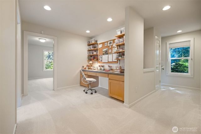 6082 167th Avenue SE, Bellevue, WA 98006