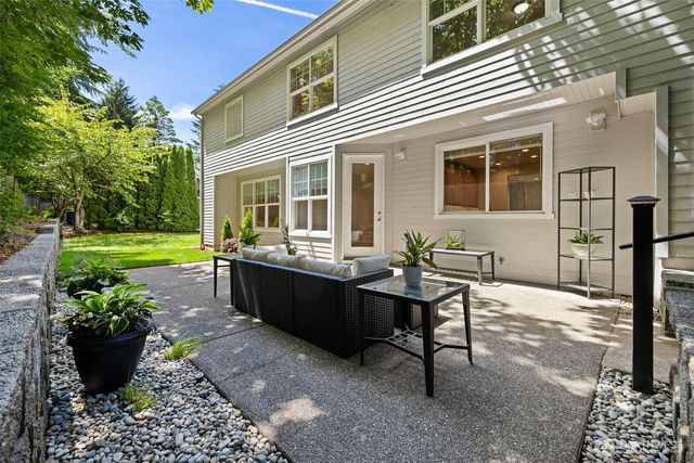6082 167th Avenue SE, Bellevue, WA 98006