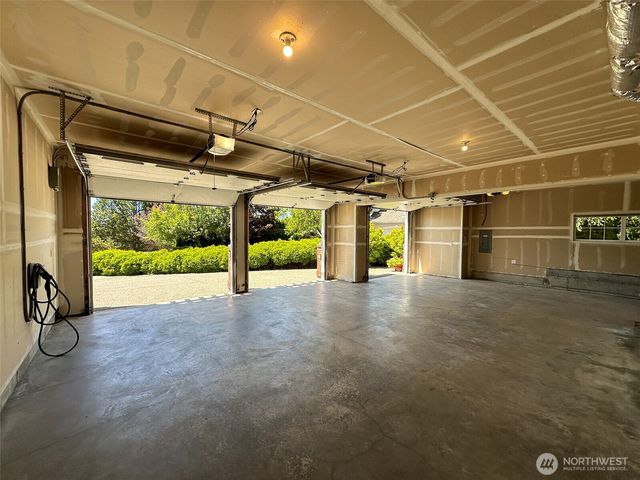 6082 167th Avenue SE, Bellevue, WA 98006
