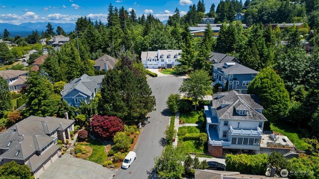 6082 167th Avenue SE, Bellevue, WA 98006