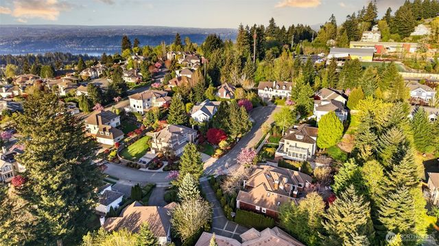 6082 167th Avenue SE, Bellevue, WA 98006