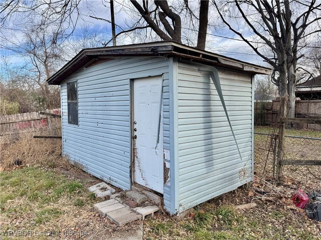 1711 N J Street, Fort Smith, AR 72901