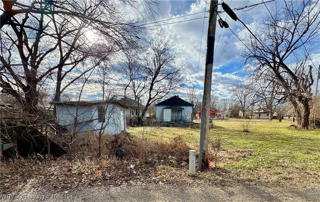 1711 N J Street, Fort Smith, AR 72901