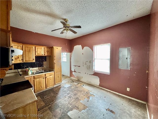 1711 N J Street, Fort Smith, AR 72901