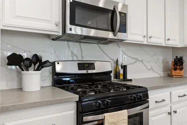 7373 Seafarer Place, Carlsbad, CA 92011