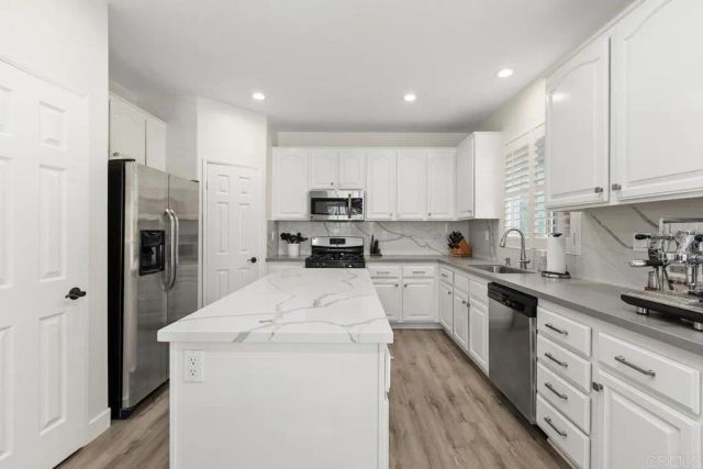 7373 Seafarer Place, Carlsbad, CA 92011