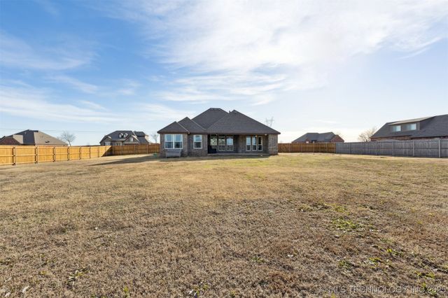 22263 E 115th Place S, Broken Arrow, OK 74014