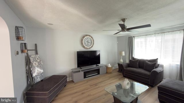 3019 VISTA ST, Philadelphia, PA 19152