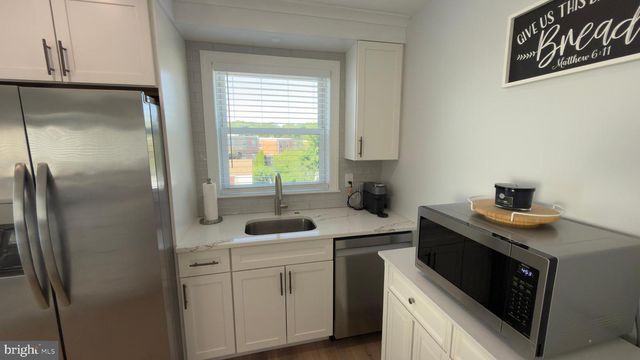 3019 VISTA ST, Philadelphia, PA 19152
