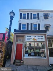 221 BROADWAY, Westville, NJ 08093