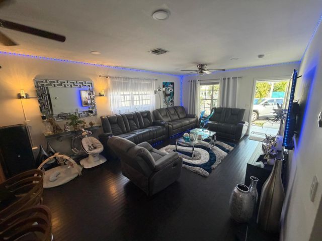 417 N F Street, Lake Worth Beach, FL 33460