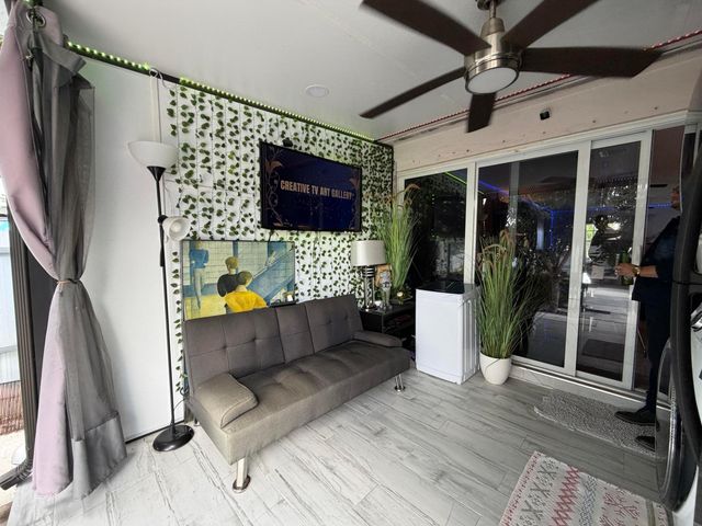 417 N F Street, Lake Worth Beach, FL 33460