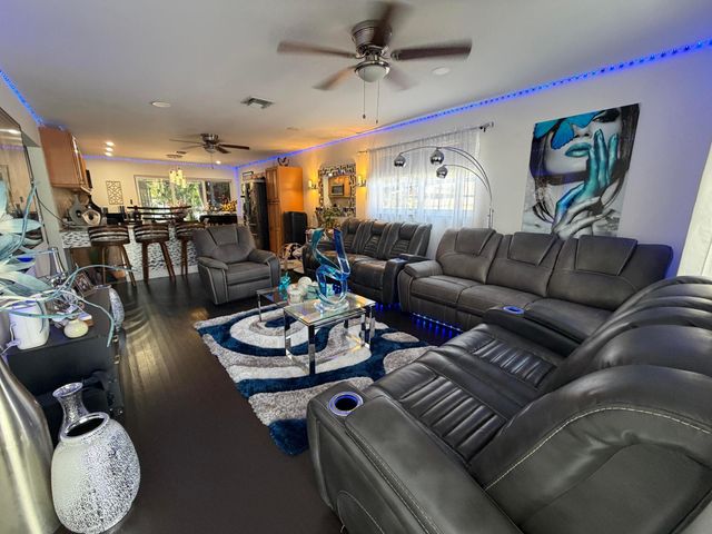 417 N F Street, Lake Worth Beach, FL 33460