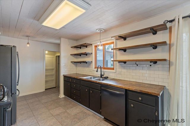 4508 E 10TH ST, Cheyenne, WY 82001