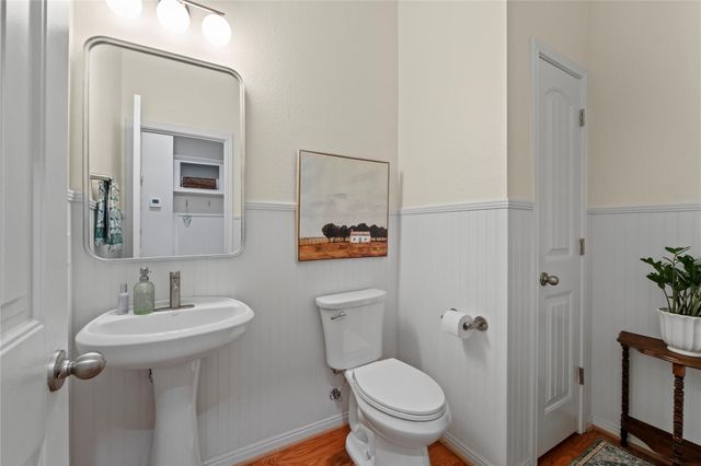 266 Diamond Point DR, Dripping Springs, TX 78620