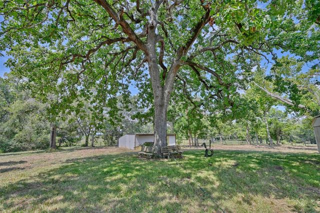 4367 Scranton Grove Road, Bellville, TX 77418