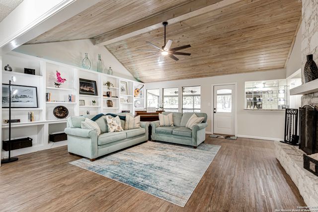 8718 Paisano Pass, San Antonio, TX 78255