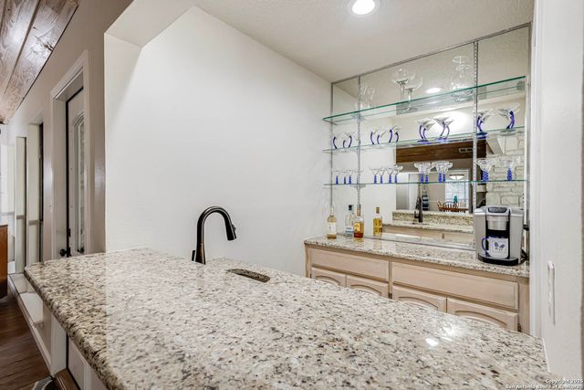 8718 Paisano Pass, San Antonio, TX 78255