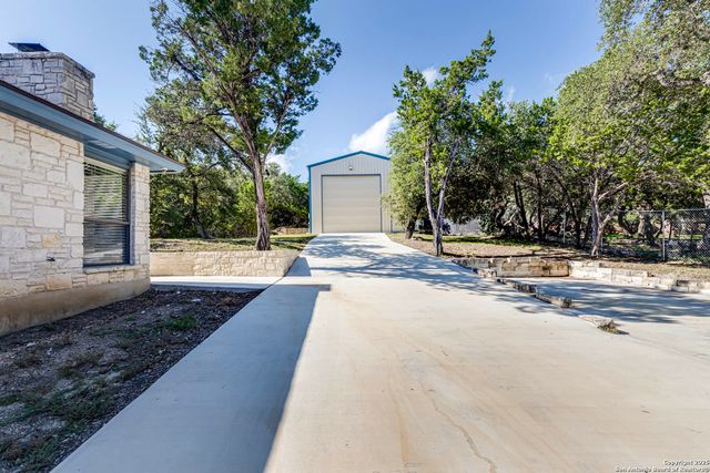 8718 Paisano Pass, San Antonio, TX 78255