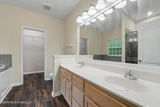 3103 Shadow Wood Drive, Ocean Springs, MS 39564