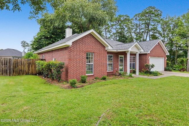3103 Shadow Wood Drive, Ocean Springs, MS 39564