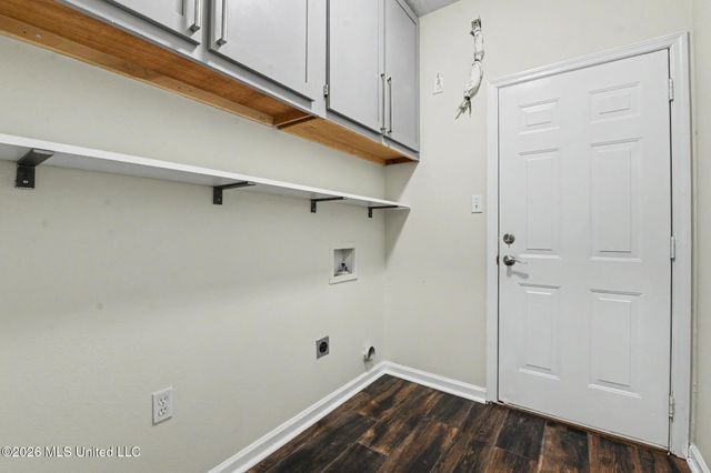 3103 Shadow Wood Drive, Ocean Springs, MS 39564