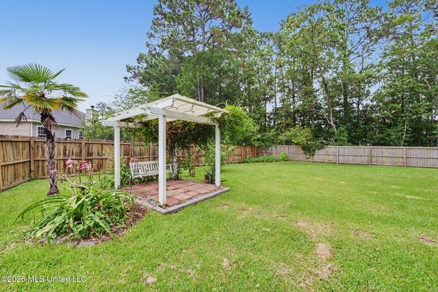 3103 Shadow Wood Drive, Ocean Springs, MS 39564