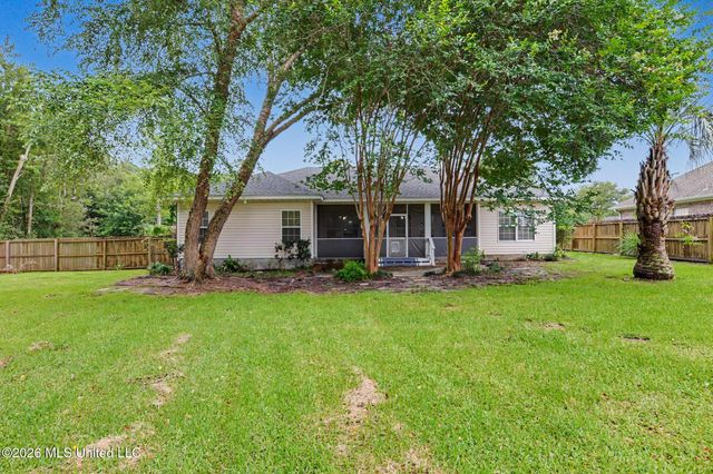 3103 Shadow Wood Drive, Ocean Springs, MS 39564
