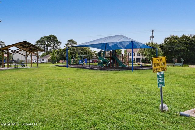 3103 Shadow Wood Drive, Ocean Springs, MS 39564