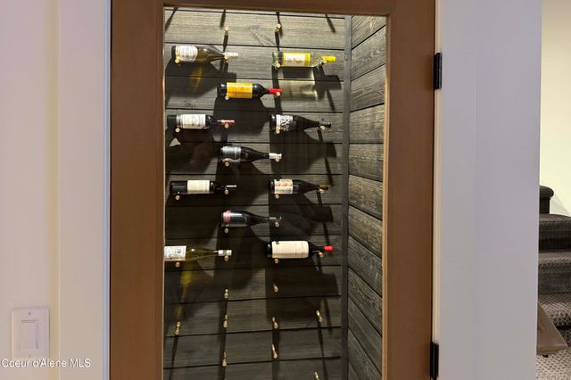 1276 E Hofmeister CT, Hayden Lake, ID 83835