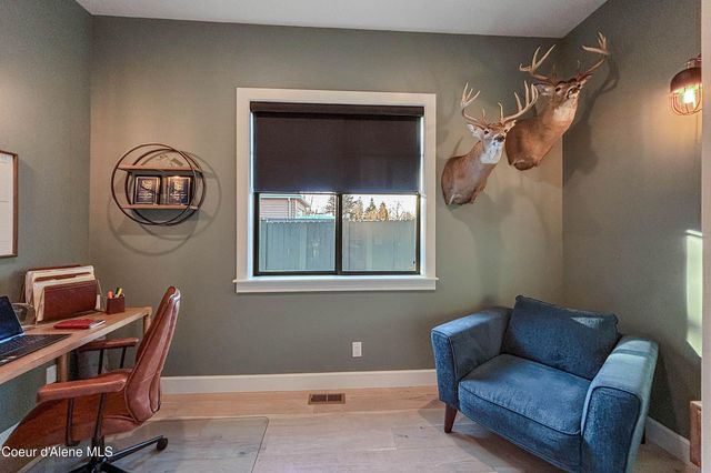 1276 E Hofmeister CT, Hayden Lake, ID 83835