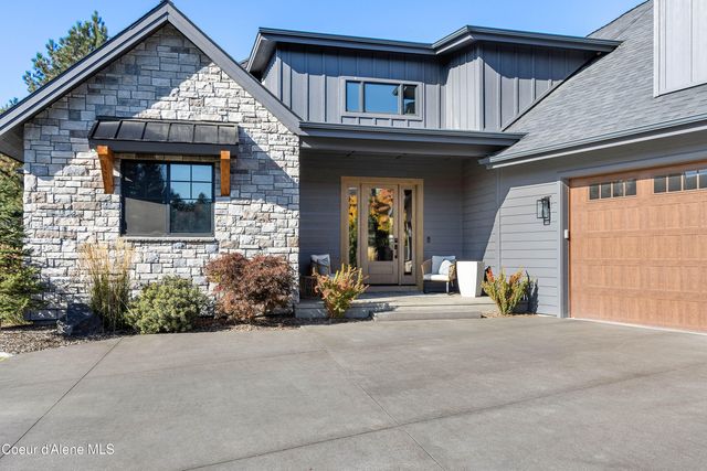 1276 E Hofmeister CT, Hayden Lake, ID 83835