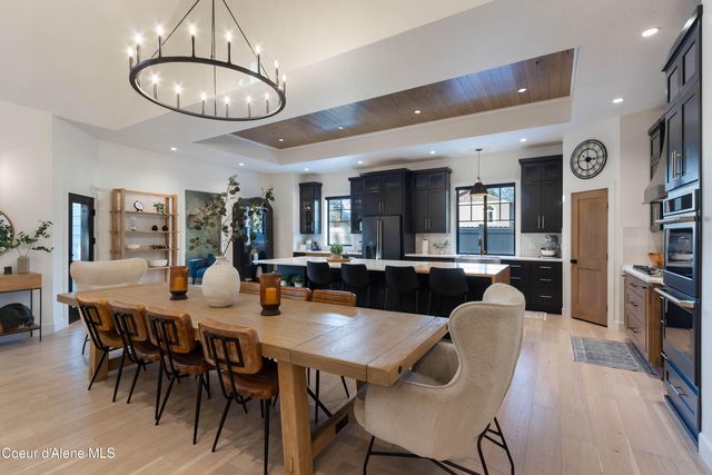 1276 E Hofmeister CT, Hayden Lake, ID 83835