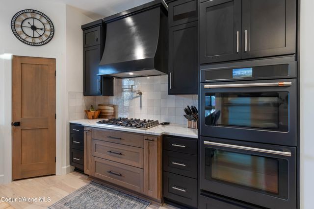 1276 E Hofmeister CT, Hayden Lake, ID 83835