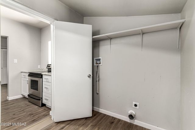 31 W President Street, Tucson, AZ 85714