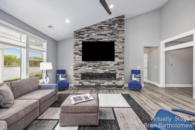 2930 Isle Water Drive, Belmont, MI 49306