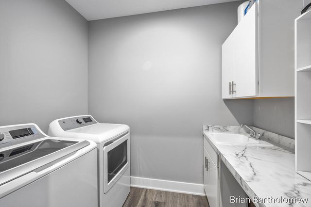 2930 Isle Water Drive, Belmont, MI 49306